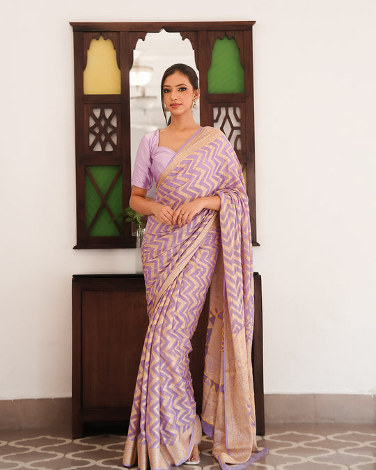 Lilac Pure Chiffon Saree with Golden Zigzag Weaves Elegance