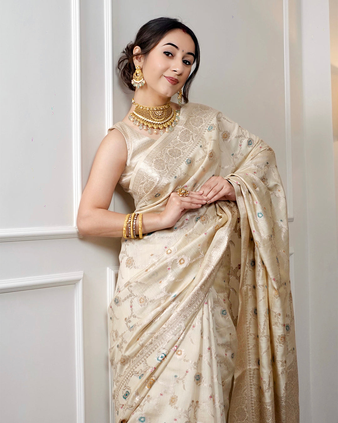 Moonlit Off White Pure Banarasi Silk Saree with Heritage Floral Patterns and Meenakari