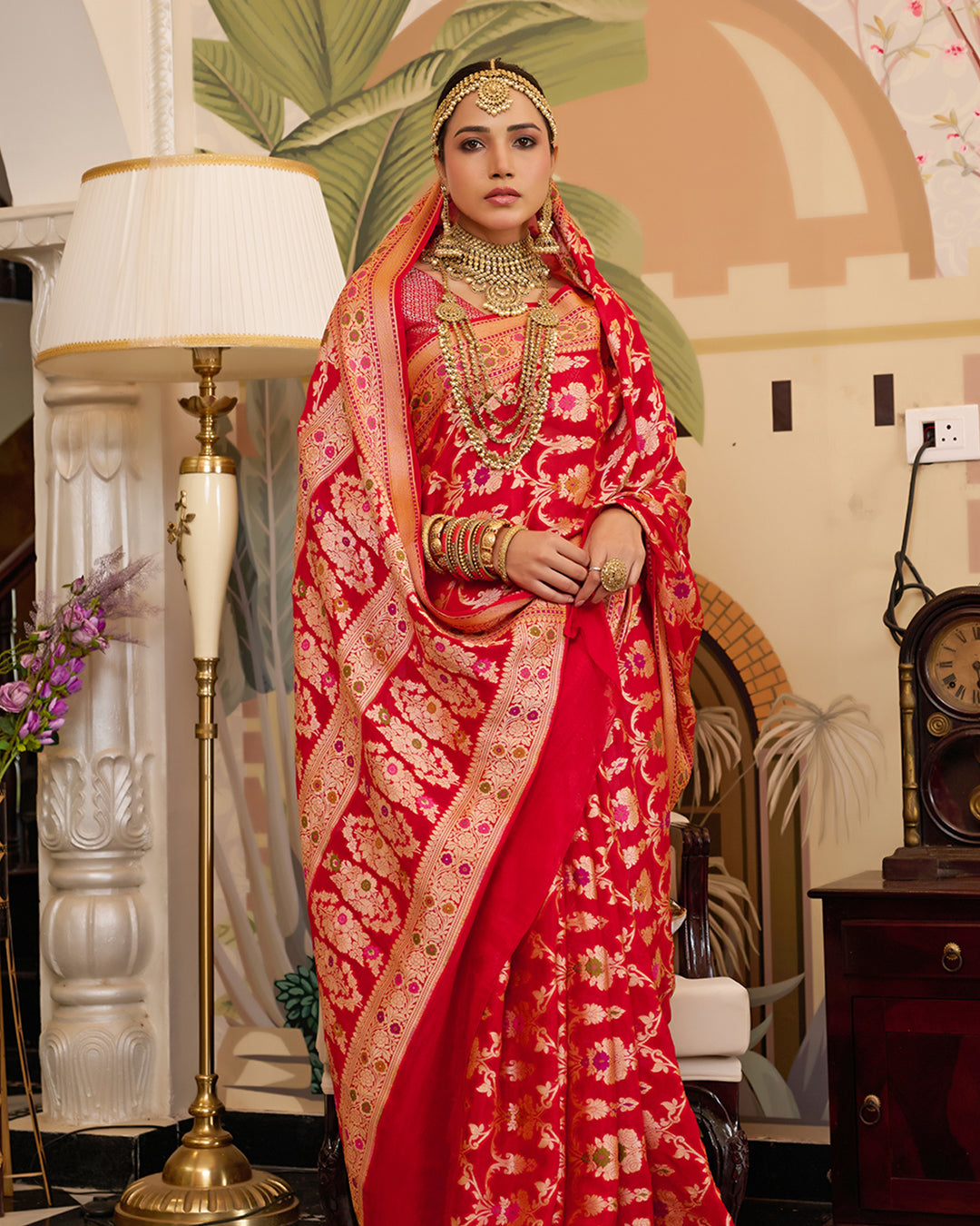 Red Pure Chiffon Saree with Graceful Floral Jaal Craftsmanship