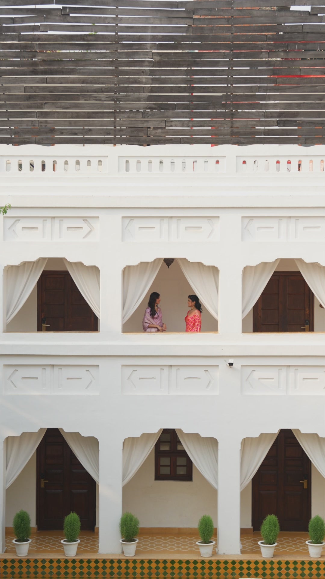 Pink & Orange Pure Chiffon Saree in Traditional Lattice with Royal Jaal Design