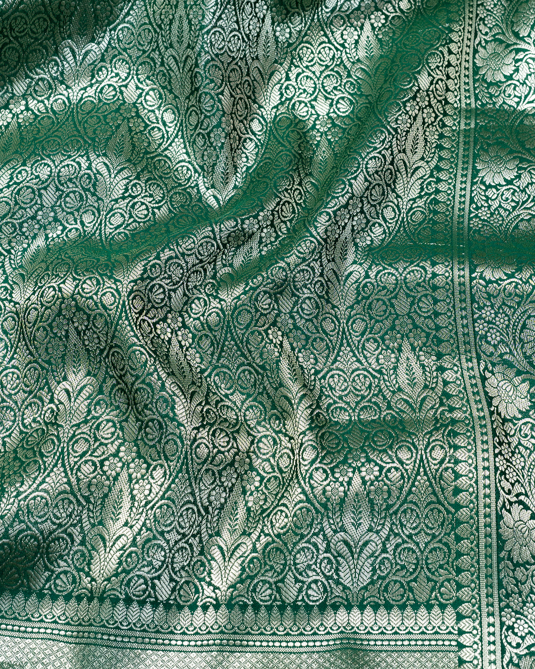 Green Handwoven Pure Banarasi Silk Saree