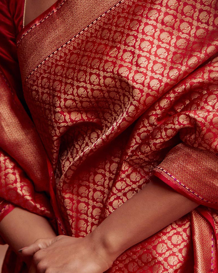 SCARLET EMBER - Pure Kanjivaram Silk Saree with Gold Zari