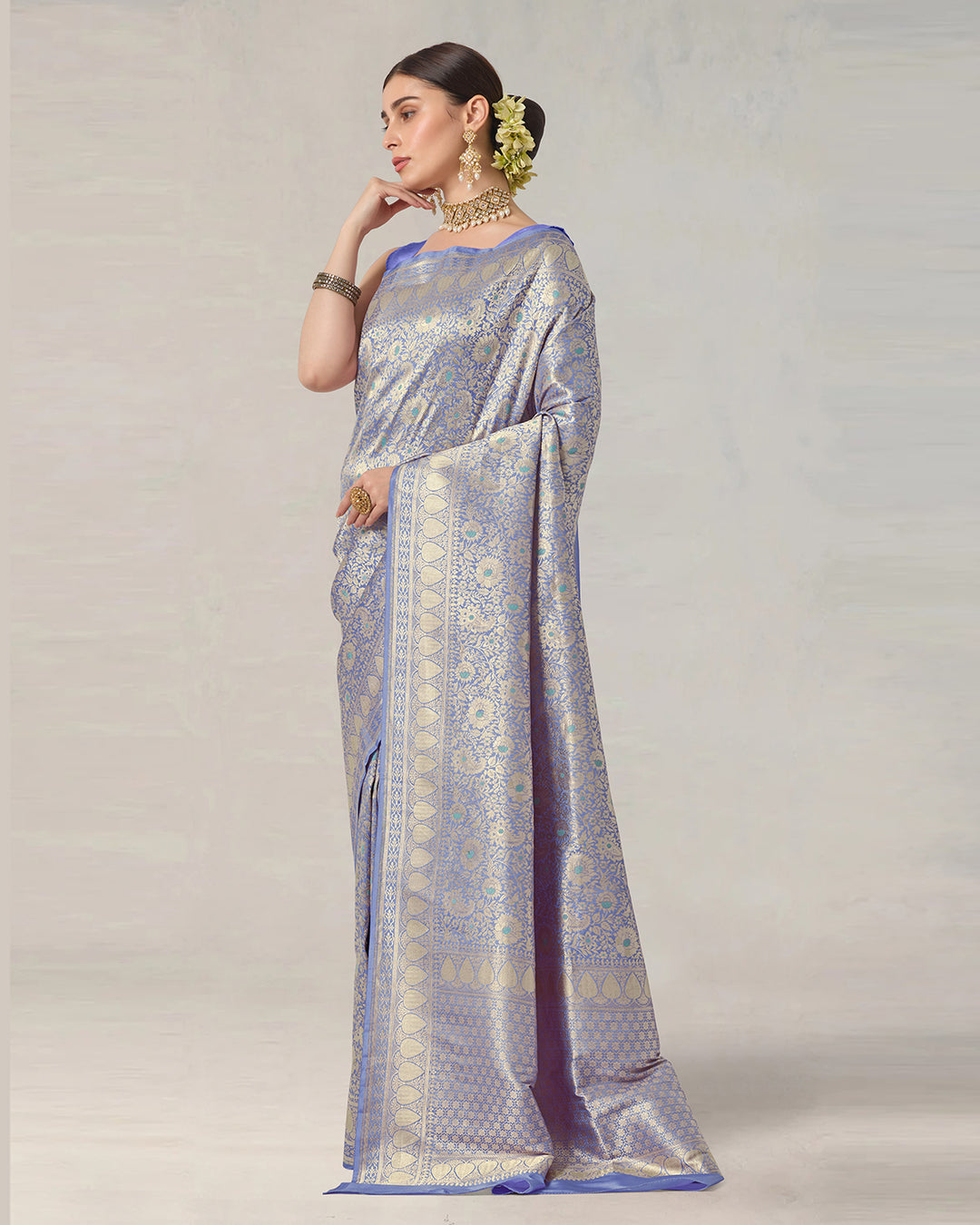 Lavender Pure Katan Saree with Zari Motif Weaving & Rich Pallu