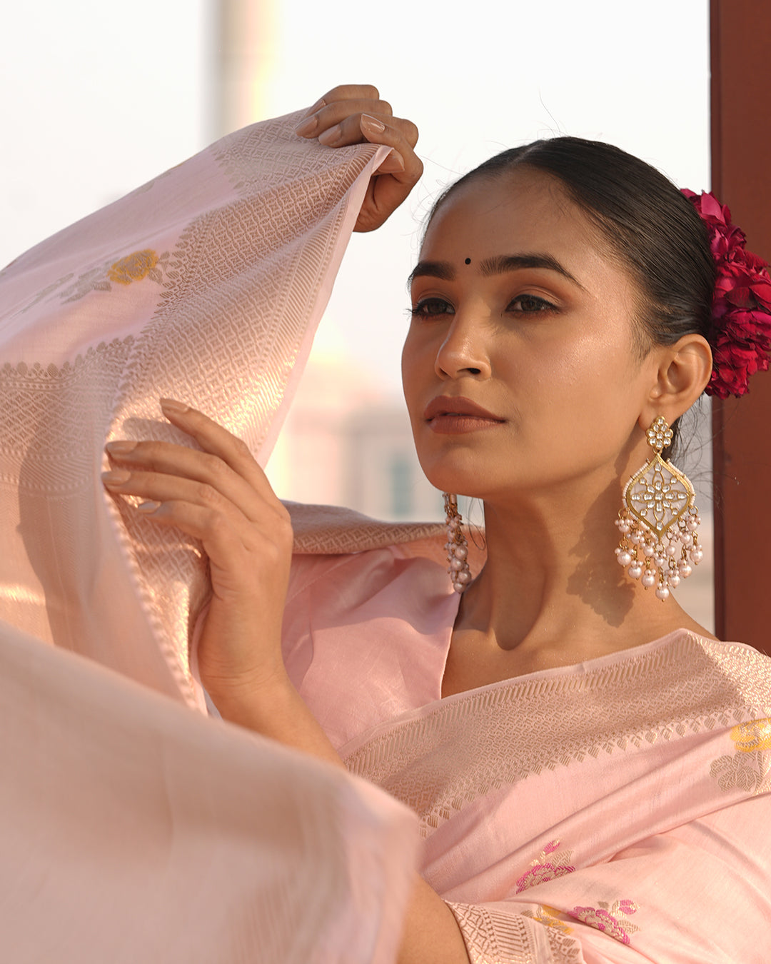 Eternal Bloom Light Pink Pure Banarasi Silk Saree with Meenakari Handwoven Floral Bootis