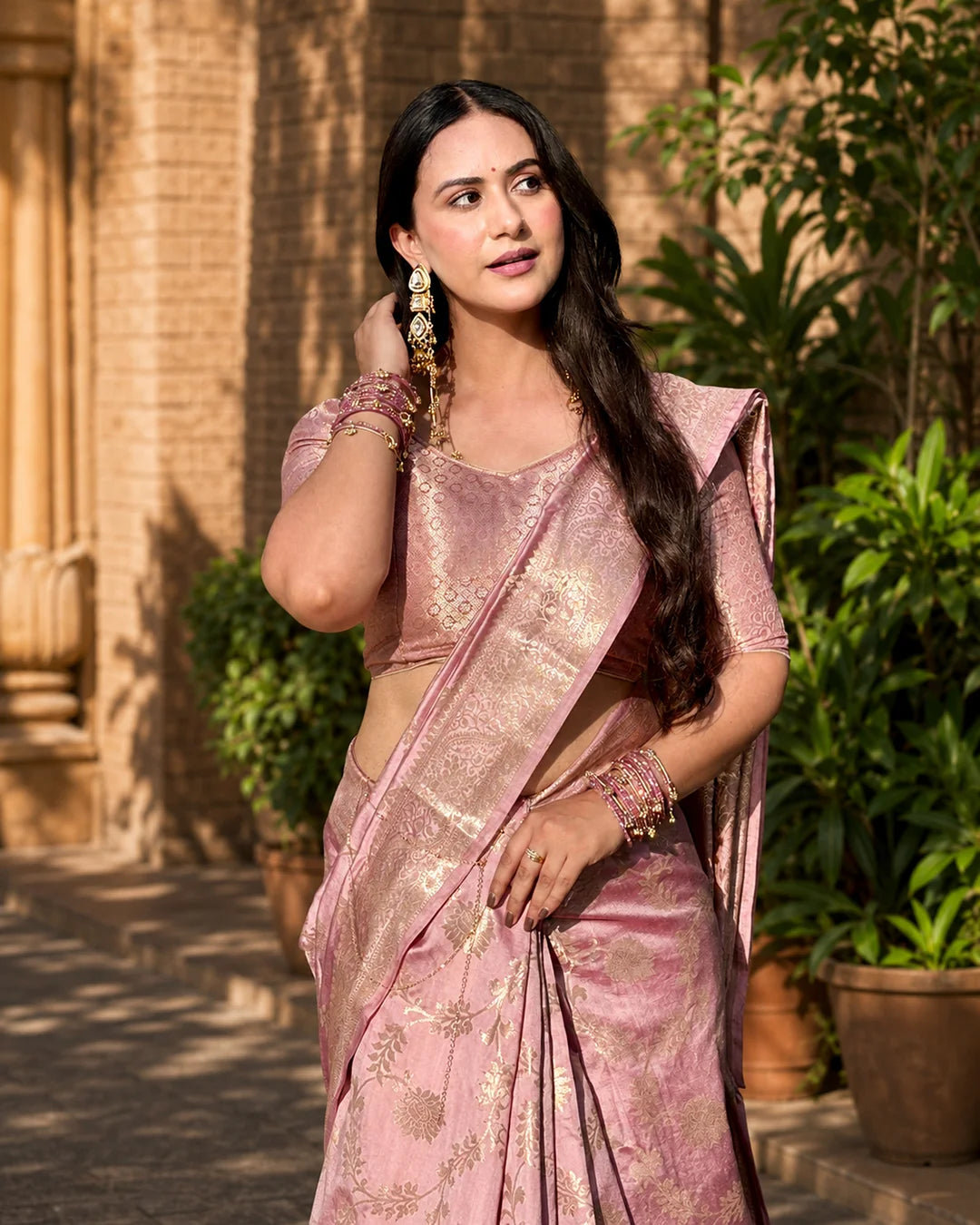 Dusty Lilac Pure Banarasi Saree with Regal Floral Jaal Weaves