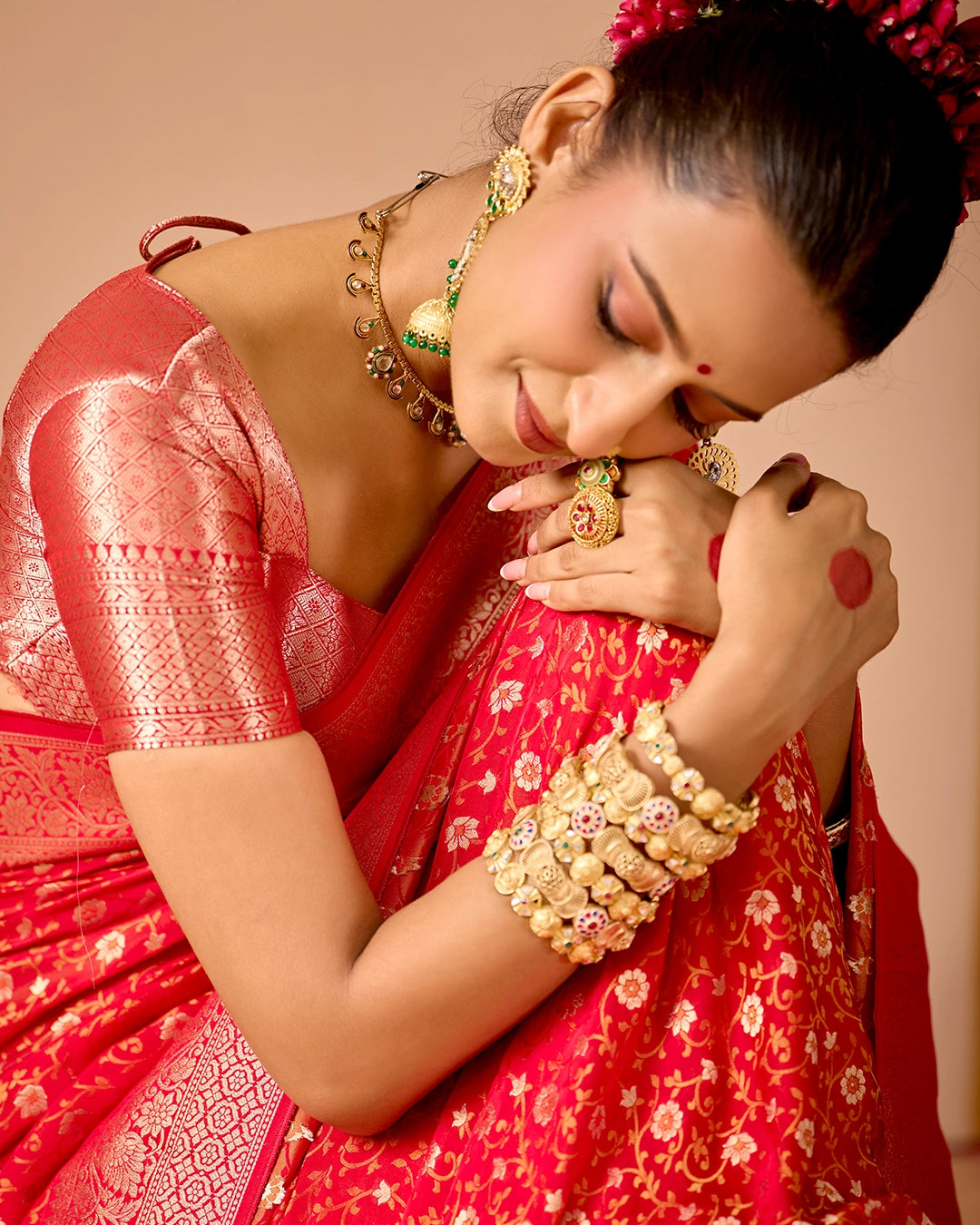 Red Pure Banarasi Saree with Floral Jangla Tanchoi Weaves