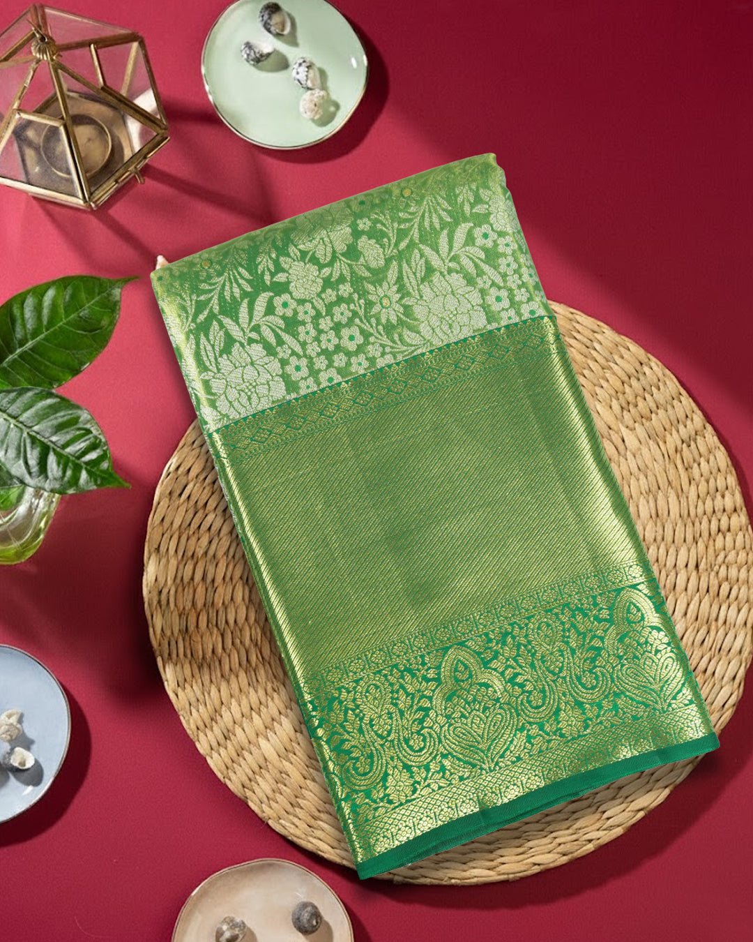 Green Pure Kanjivaram Saree with Heritage Floral Weavings - katansi
