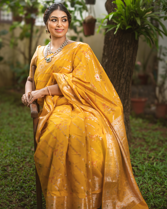 Empress Sunehri Banarasi Silk Saree with Lustrous Zari and Imperial Floral Craftsmanship