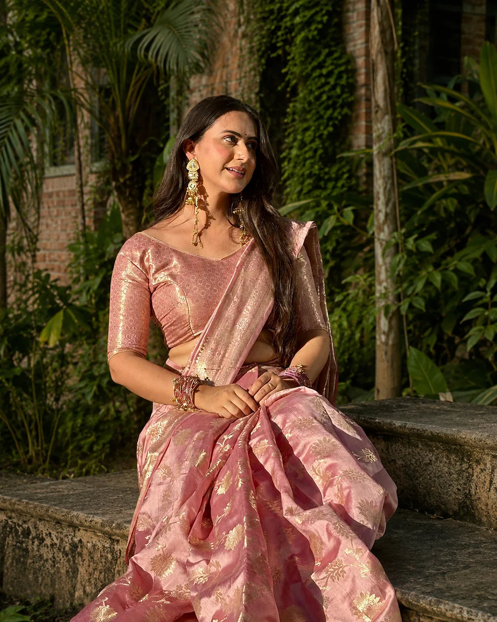 Dusty Lilac Pure Banarasi Saree with Regal Floral Jaal Weaves