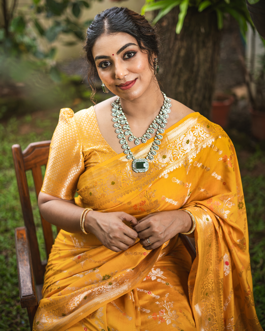 Empress Sunehri Banarasi Silk Saree with Lustrous Zari and Imperial Floral Craftsmanship