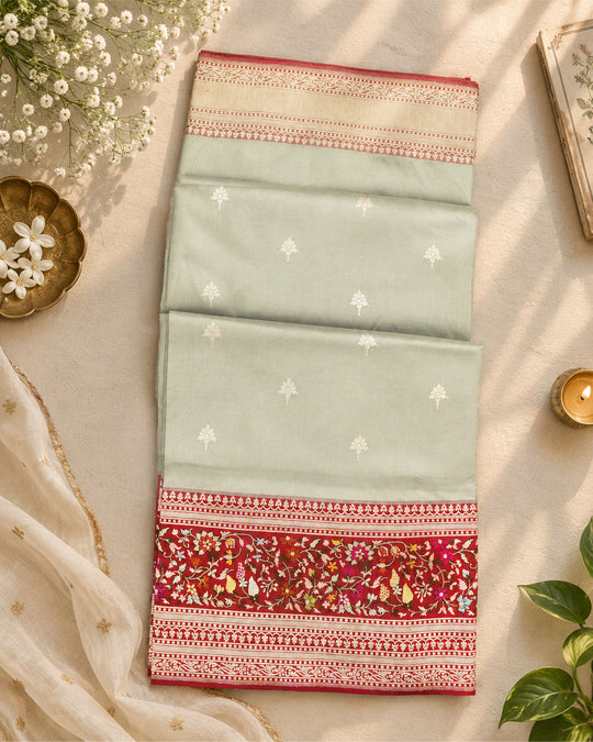 Kadwa Pure Handwoven Katan Banarasi Silk Saree - Glacier Grey