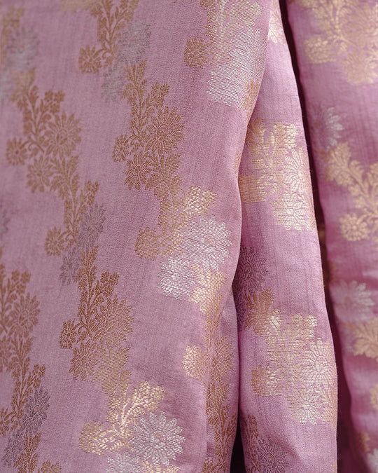 Soft Lilac Pure Banarasi Saree with Intricate Floral Zari Weaving