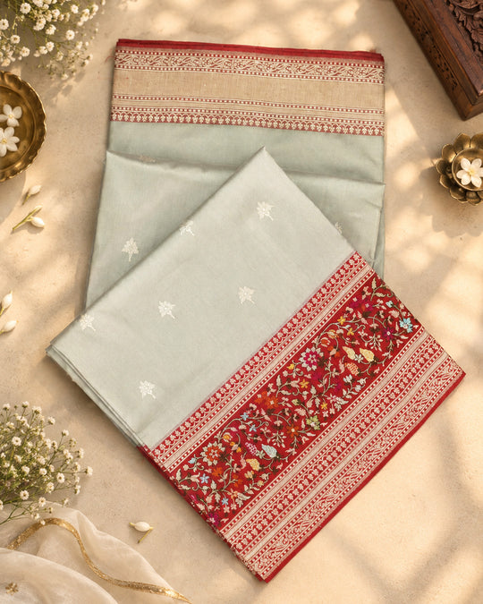 Kadwa Pure Handwoven Katan Banarasi Silk Saree - Glacier Grey