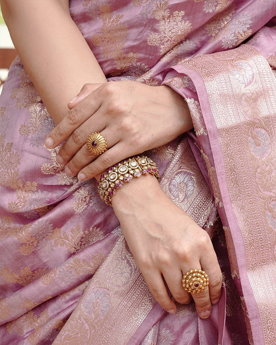 Soft Lilac Pure Banarasi Saree with Intricate Floral Zari Weaving