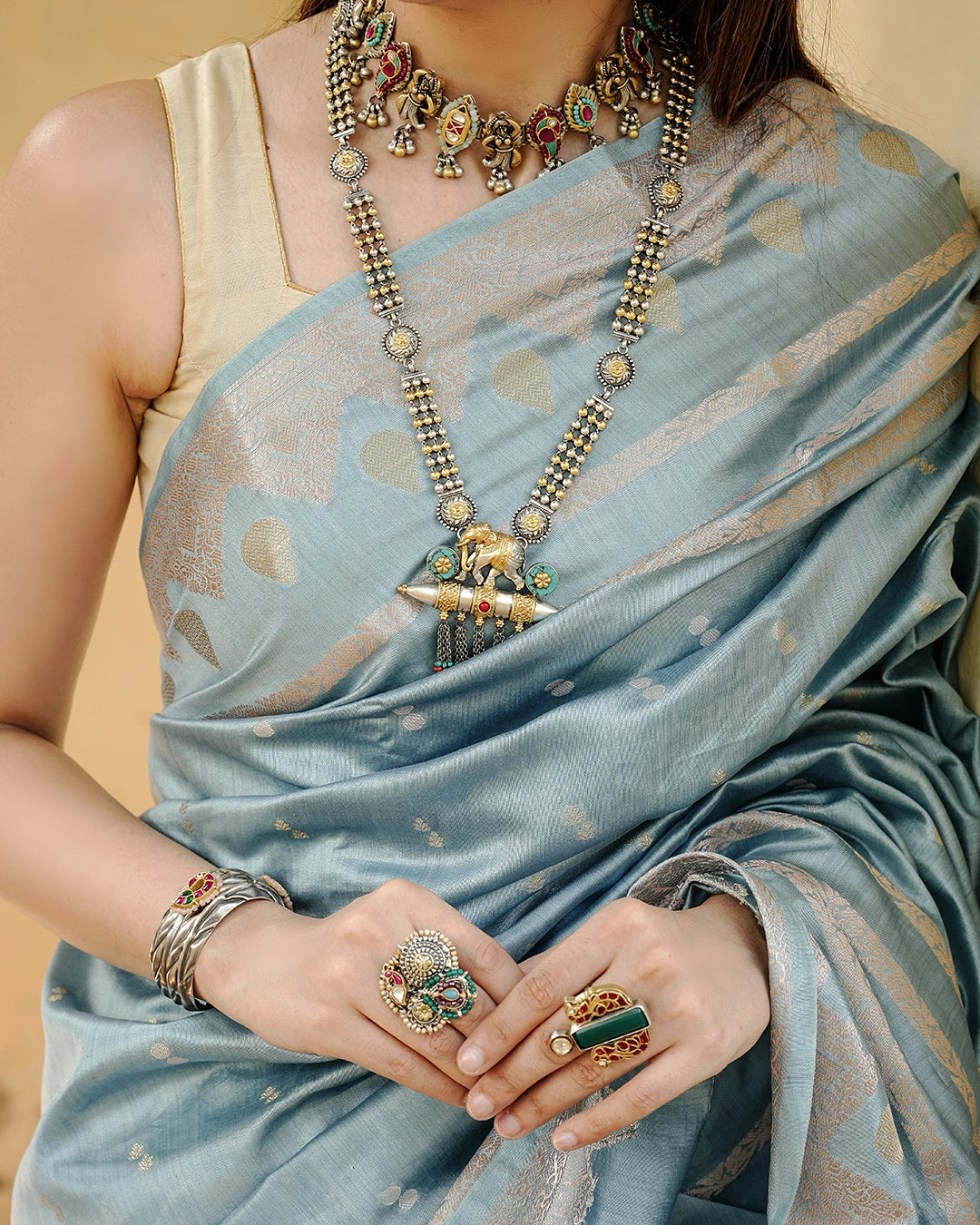 Greyish Powder Blue Pure Banarasi Saree with Minimal Buti Weaves
