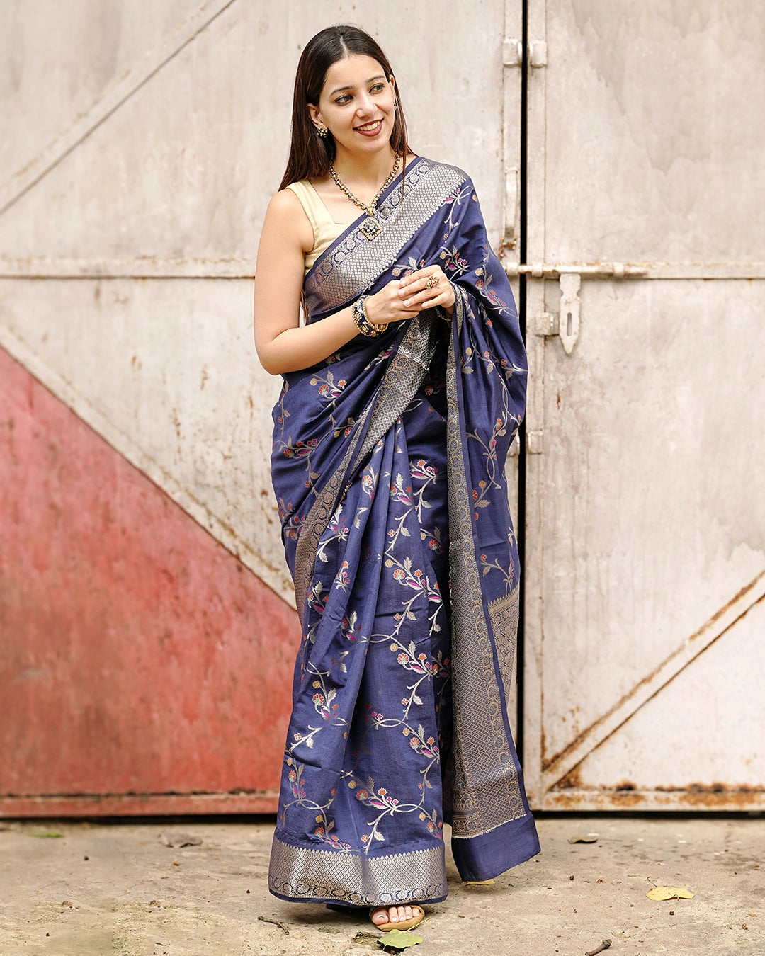 Blue Pure Banarasi Saree featuring Delicate Floral Zari Jaal