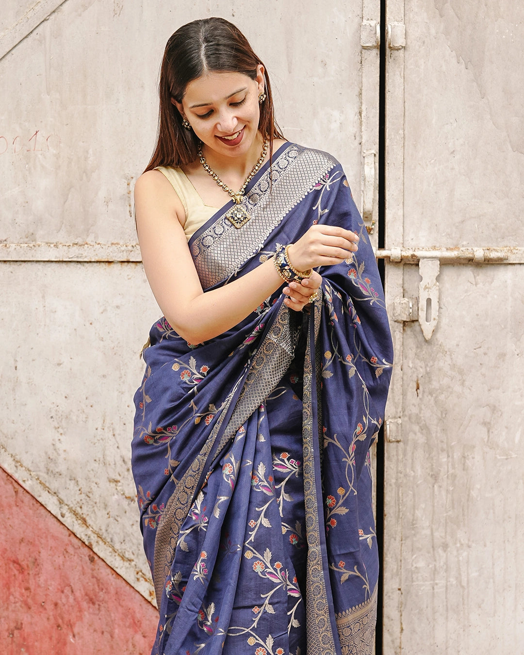Blue Pure Banarasi Saree featuring Delicate Floral Zari Jaal