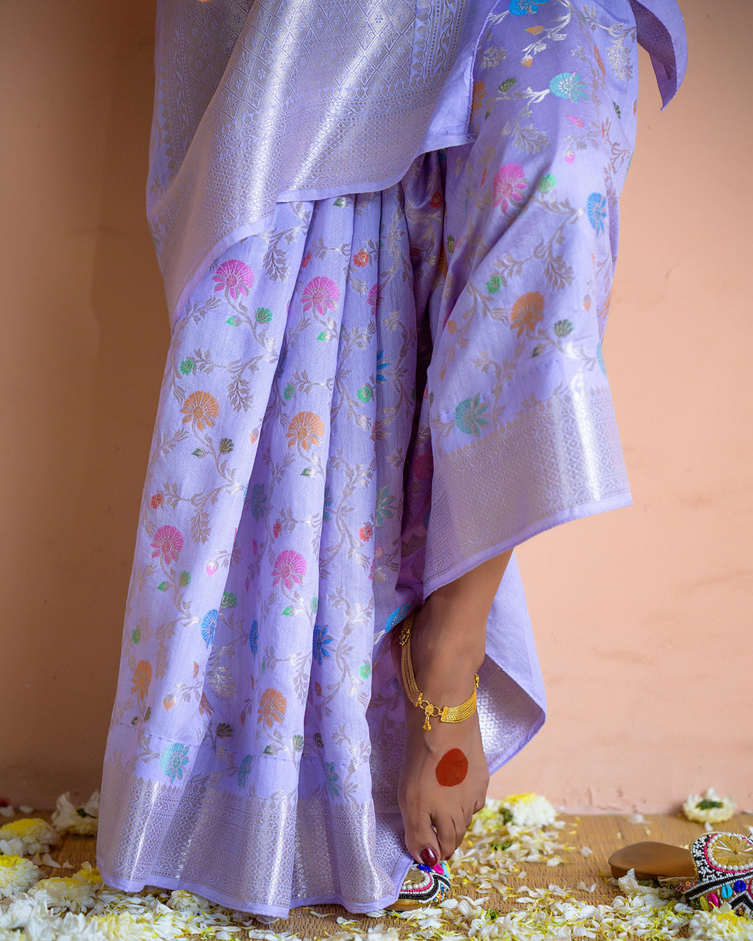 Lavender Pure Banarasi Saree with Multicolor Meenakari Floral Jaal