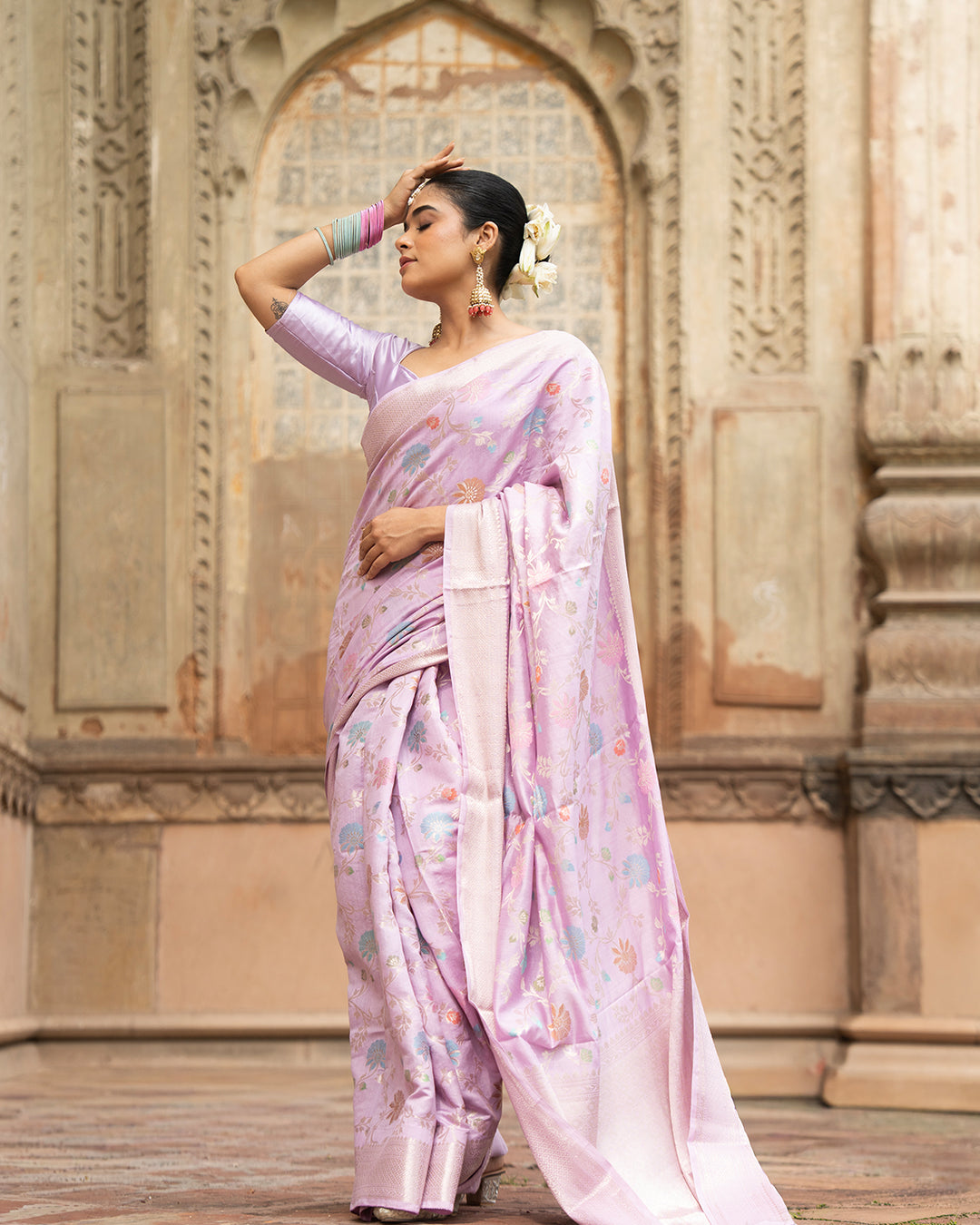 Light Purple Pure Banarasi Saree with Subtle Zari and Blooming Butidar Weaves