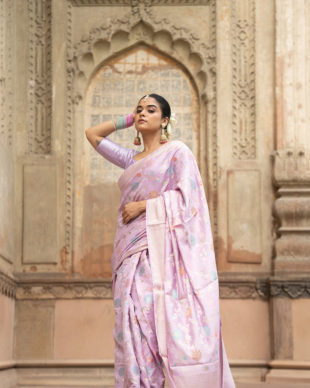 Light Purple Pure Banarasi Saree with Subtle Zari and Blooming Butidar Weaves
