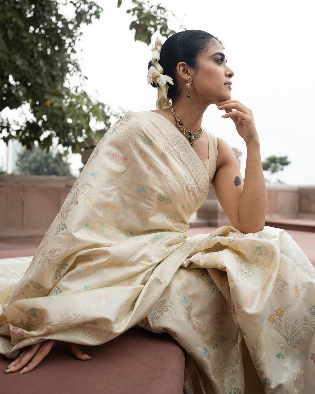 Ethereal Cream Pure Banarasi Saree with Pastel Brocade Floral Weaves