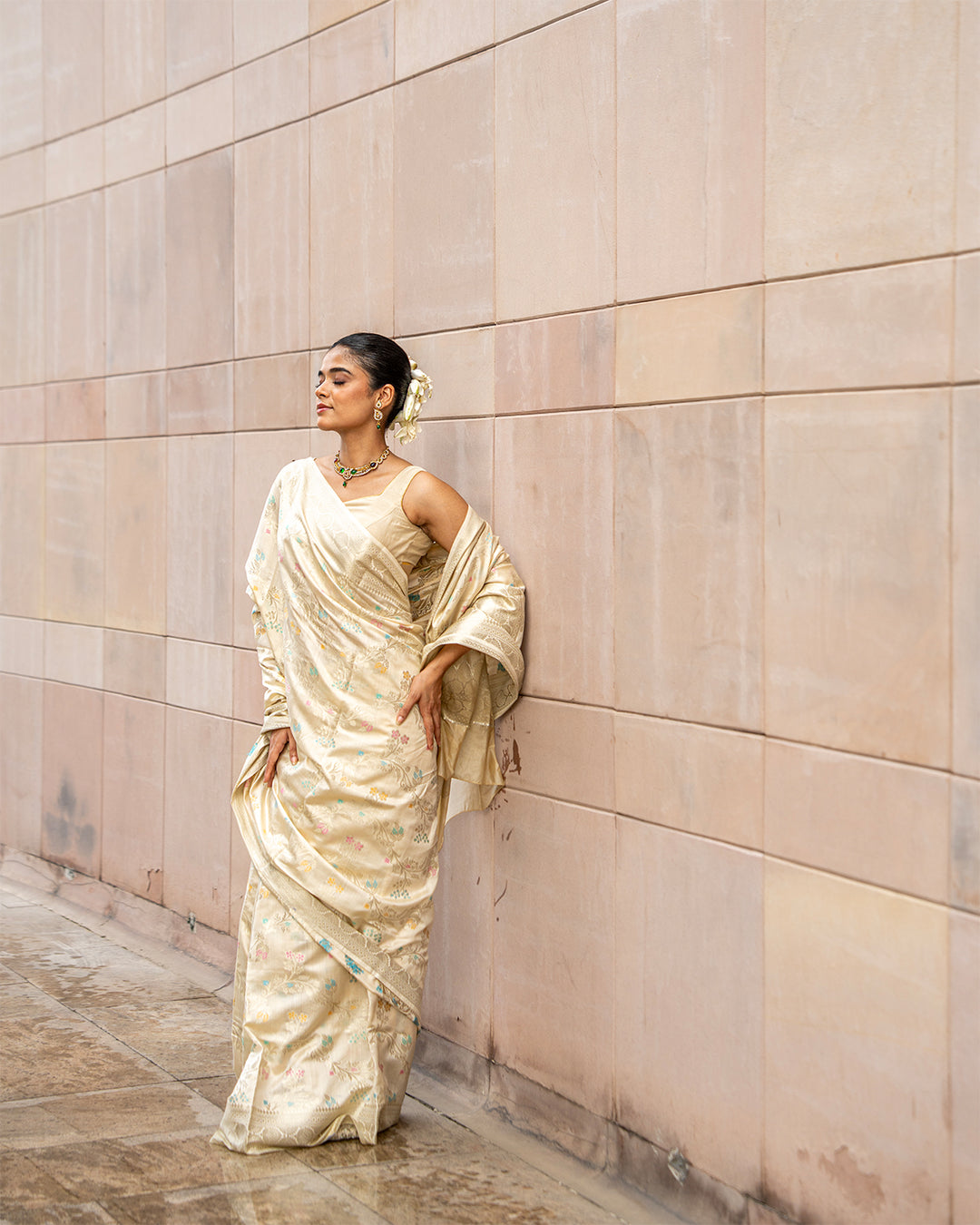 Ethereal Cream Pure Banarasi Saree with Pastel Brocade Floral Weaves