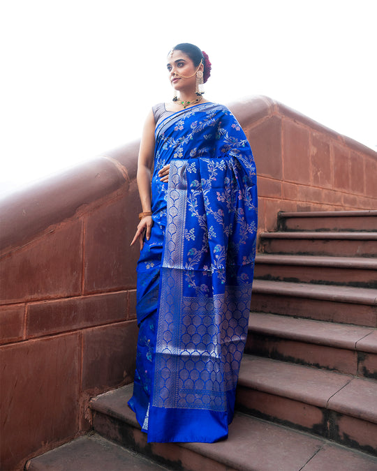 Royal Blue Pure Banarasi Saree with Ornate Lustrous Floral Blooming Motifs