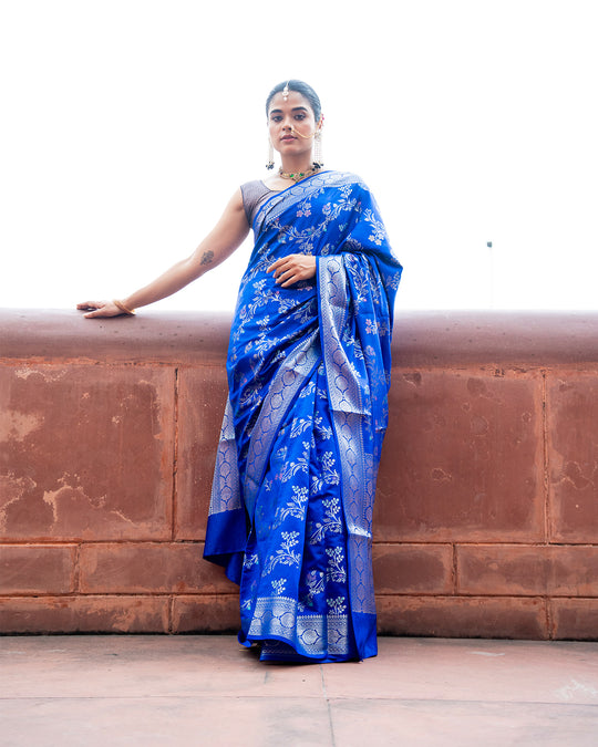 Royal Blue Pure Banarasi Saree with Ornate Lustrous Floral Blooming Motifs