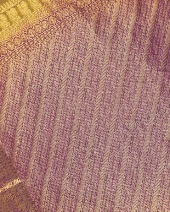 Moss Green Dual Shade Pure Kanjivaram Saree with Gold Crest Butas Weave - katansi