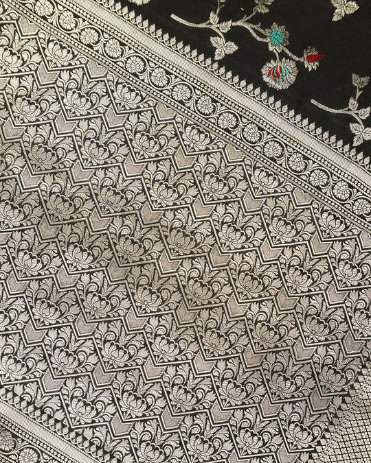 Black Pure Banarasi Saree with Floral Meenakari Jaal Weaves