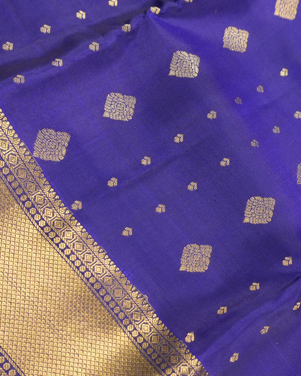 Blue Pure Kanjivaram Saree with Buti Weaves and Heritage Borders
