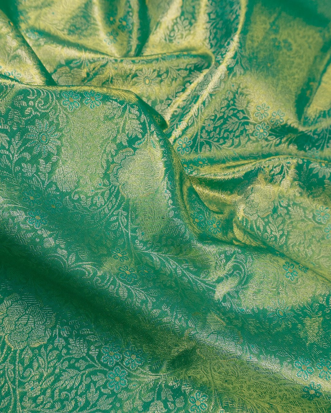 Green Pure Kanjivaram Saree with Floral Jaal, Fine Zari and Rich Border - katansi