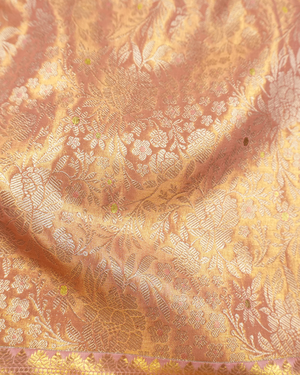 Petal Pink Pure Kanjivaram Saree with Floral Jaal Weaving