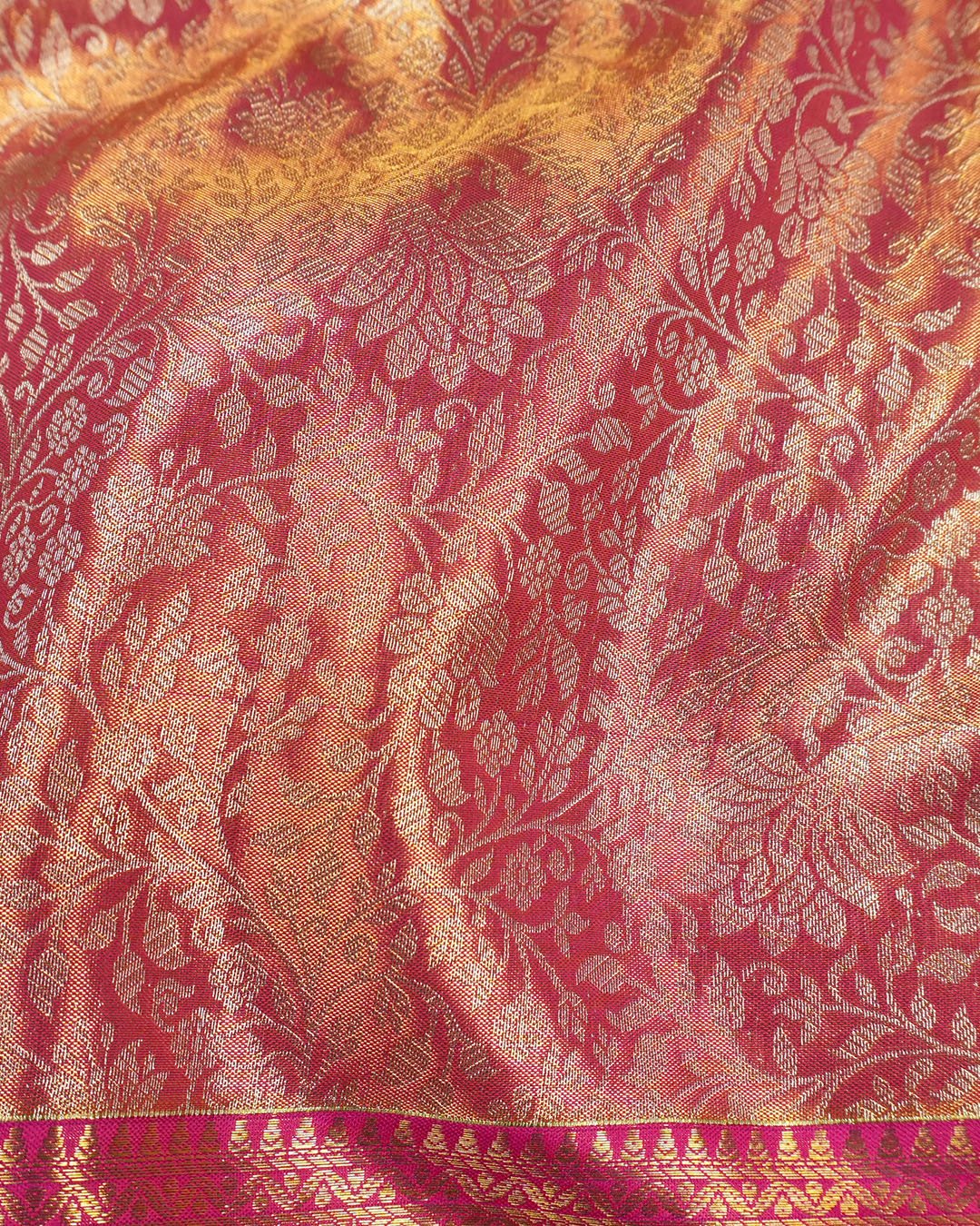 Magenta Pink Pure Kanjivaram Saree with Floral Weave and Paisley Border - katansi