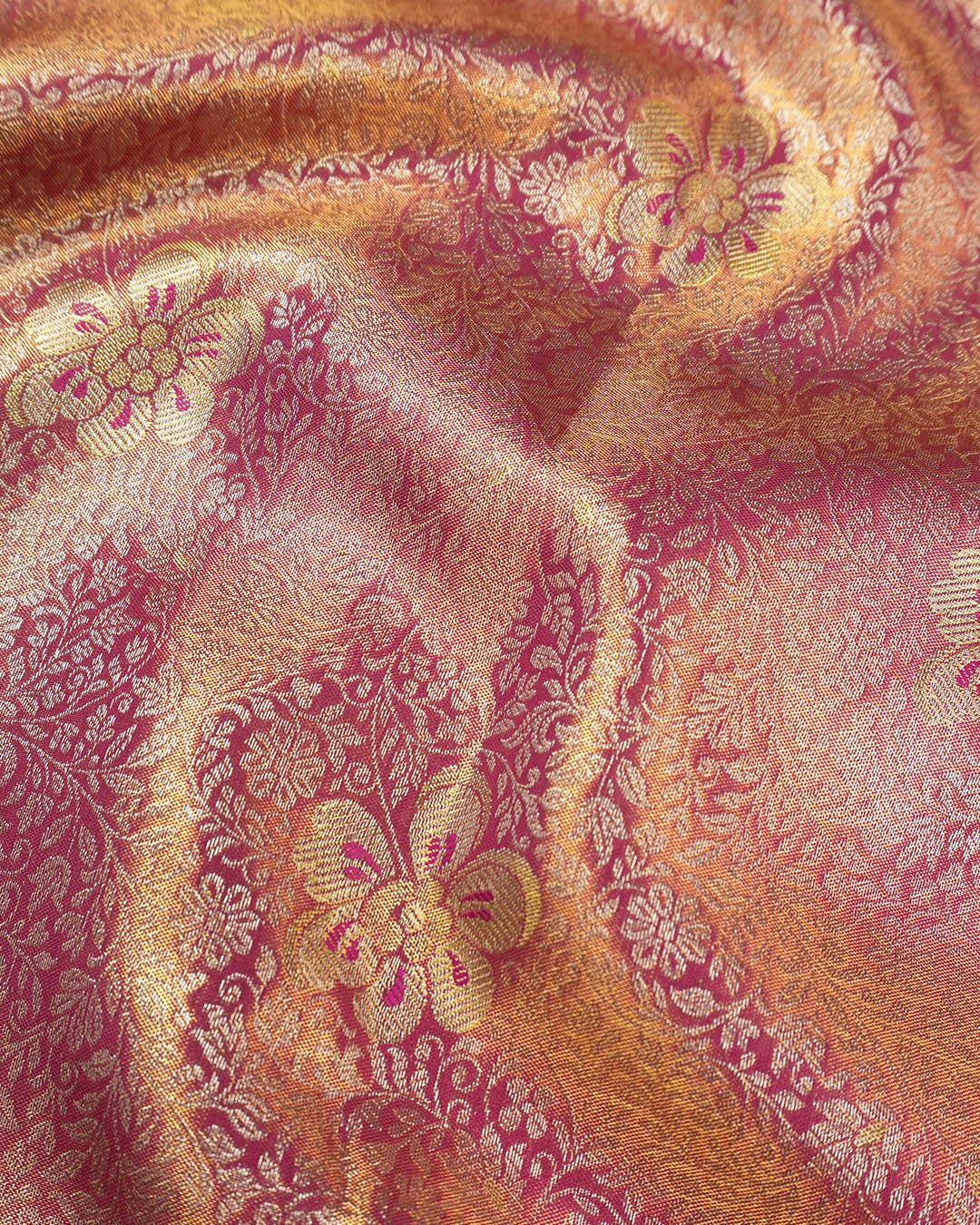 Pink Pure Kanjivaram Saree with Floral Jaal Weaves and Brocade Border - katansi