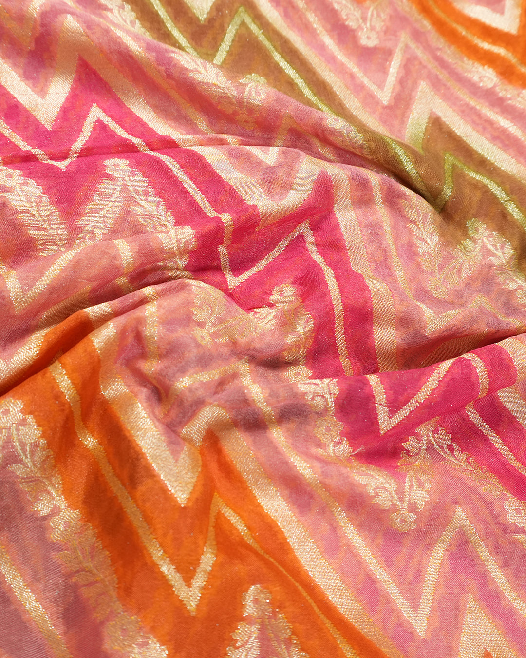 Sunlit Pink Pure Chiffon Saree with Radiant Chevron Zari Waves