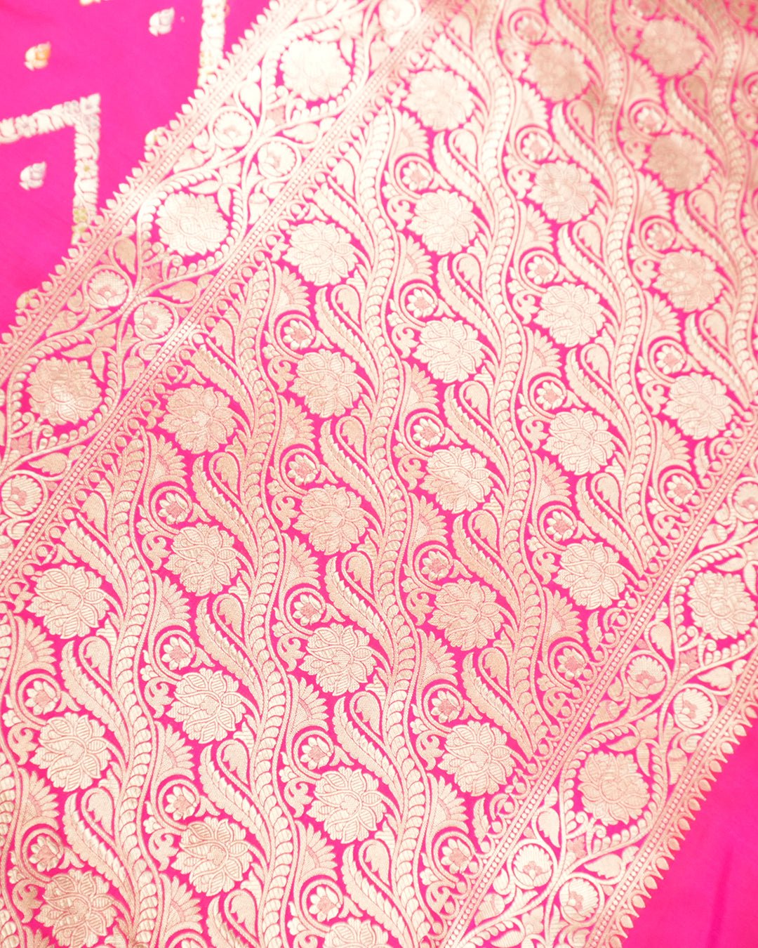 Rani Pink Pure Katan Saree with Meenakari Zigzag Vine Pattern - katansi