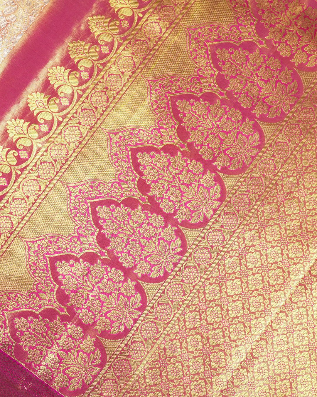 Rose Pink Pure Kanjivaram Saree with Regal Floral Artistry Weaving - katansi