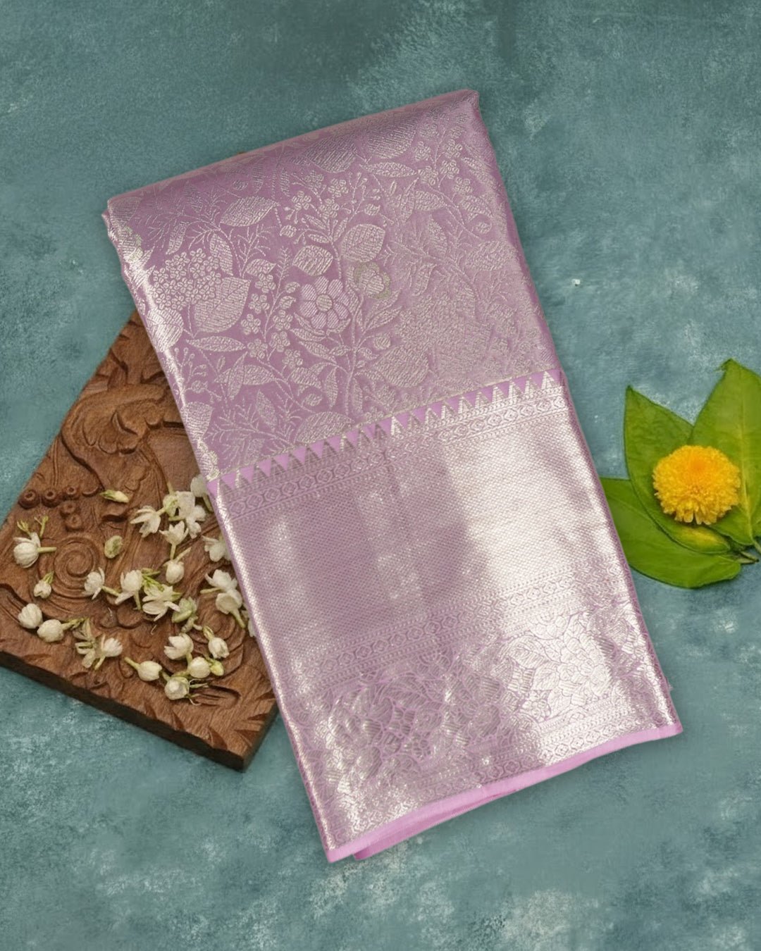 Pink Pure Kanjivaram Saree with Shimmering Floral Tapestry Weaves - katansi