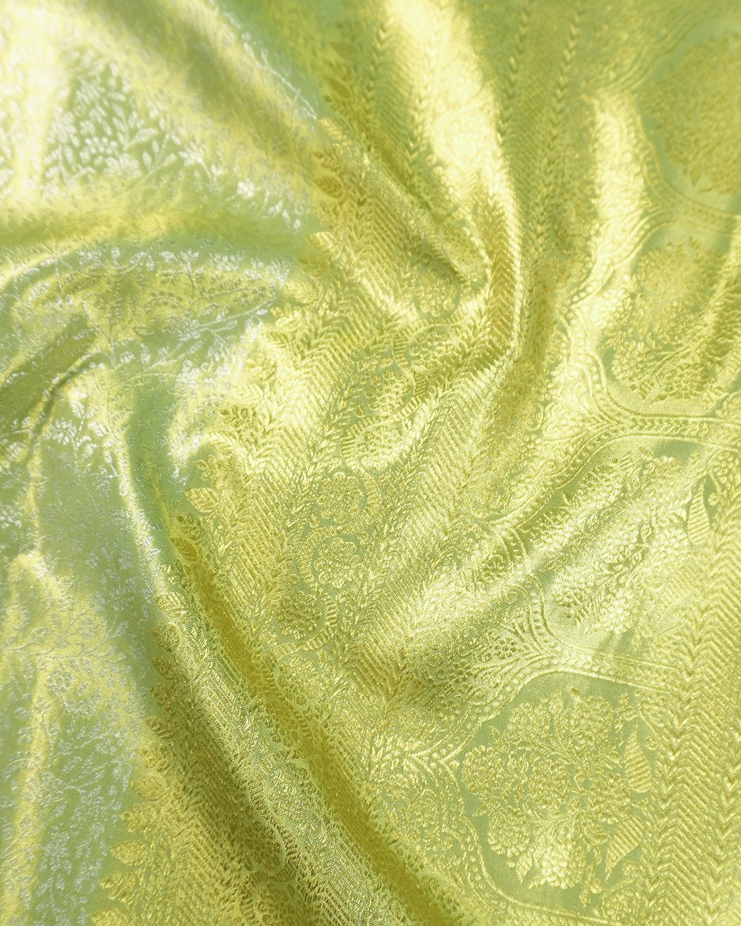 Pista Green Pure Kanjivaram Saree with Floral Leafy Jaal Weave - katansi