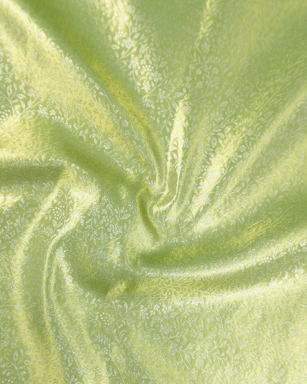 Pista Green Pure Kanjivaram Saree with Floral Leafy Jaal Weave - katansi