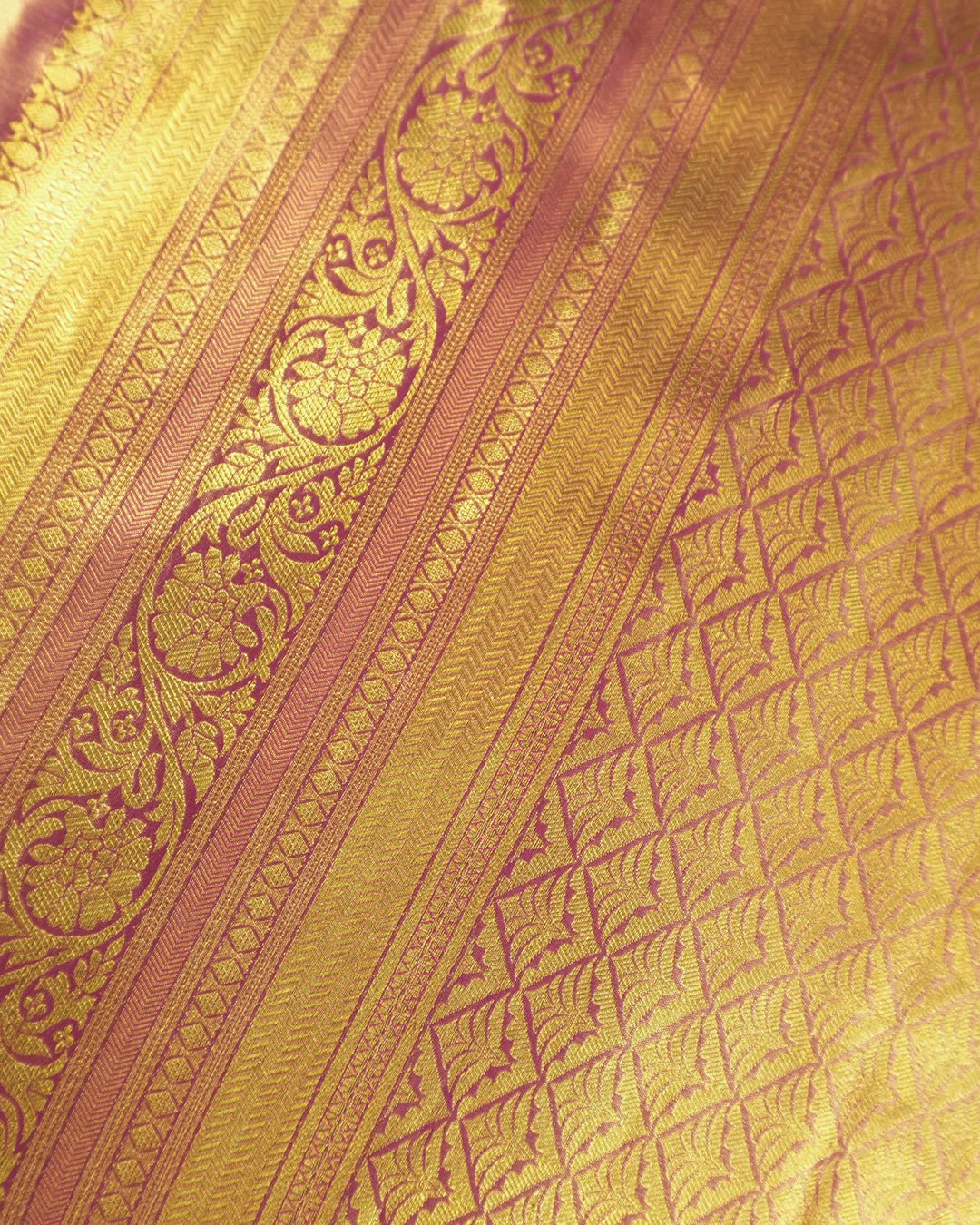 Rose Pink Pure Kanjivaram Saree with Veil Flower Jaal Weaving - katansi