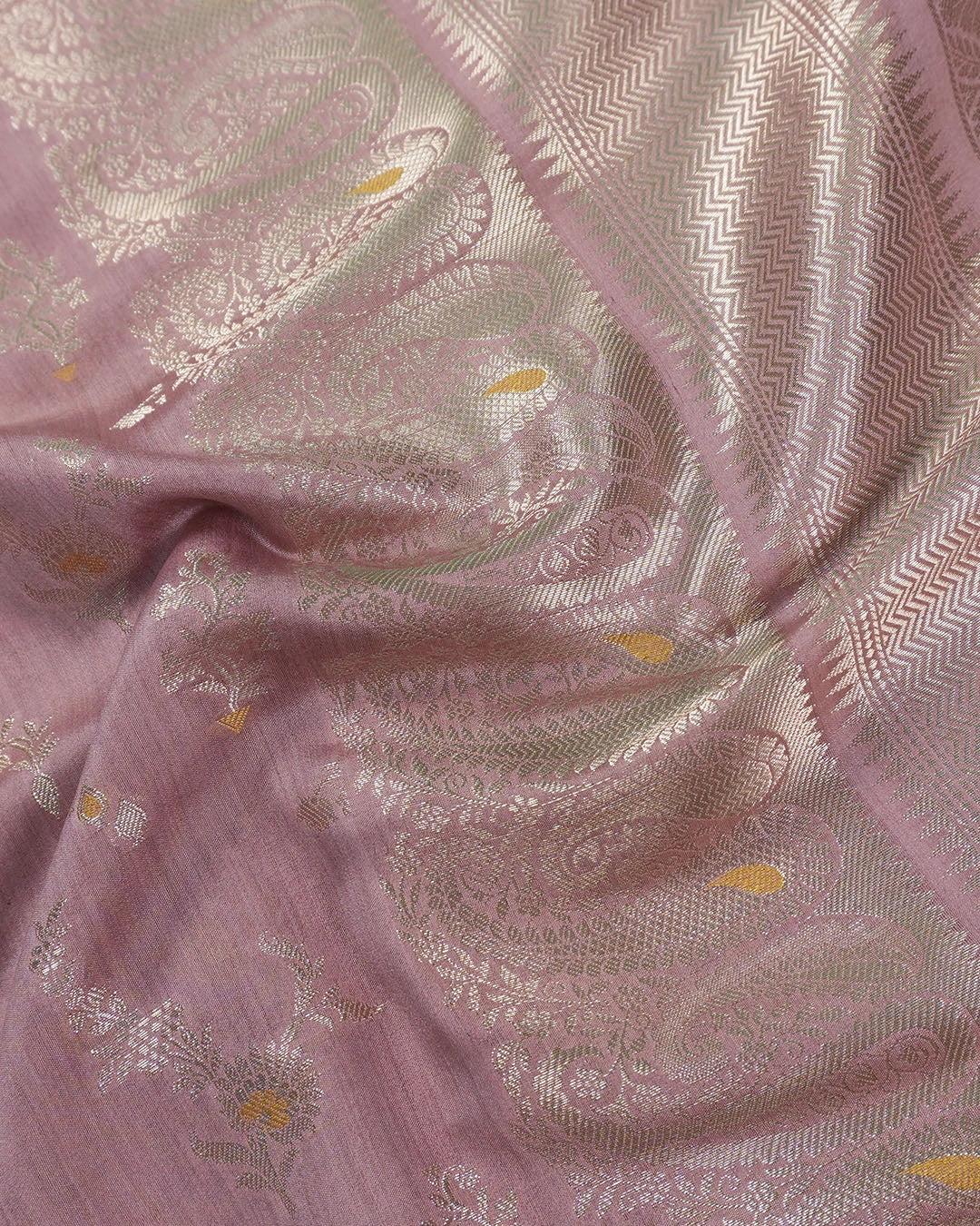 Orchid Mauve Pure Banarasi Saree with Traditional Paisley Weaves