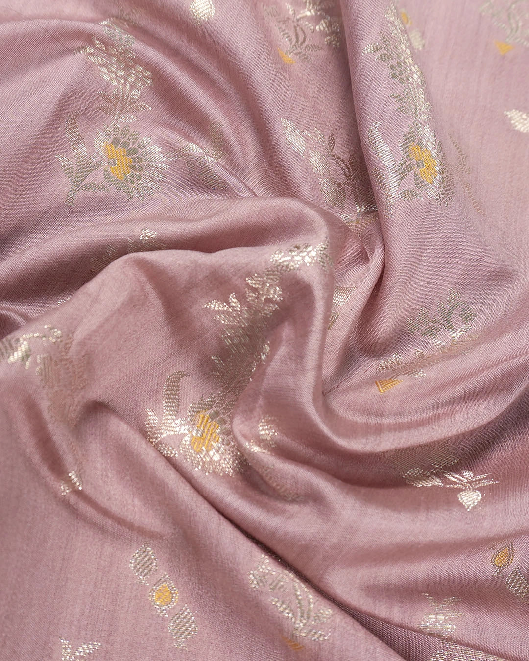 Orchid Mauve Pure Banarasi Saree with Traditional Paisley Weaves