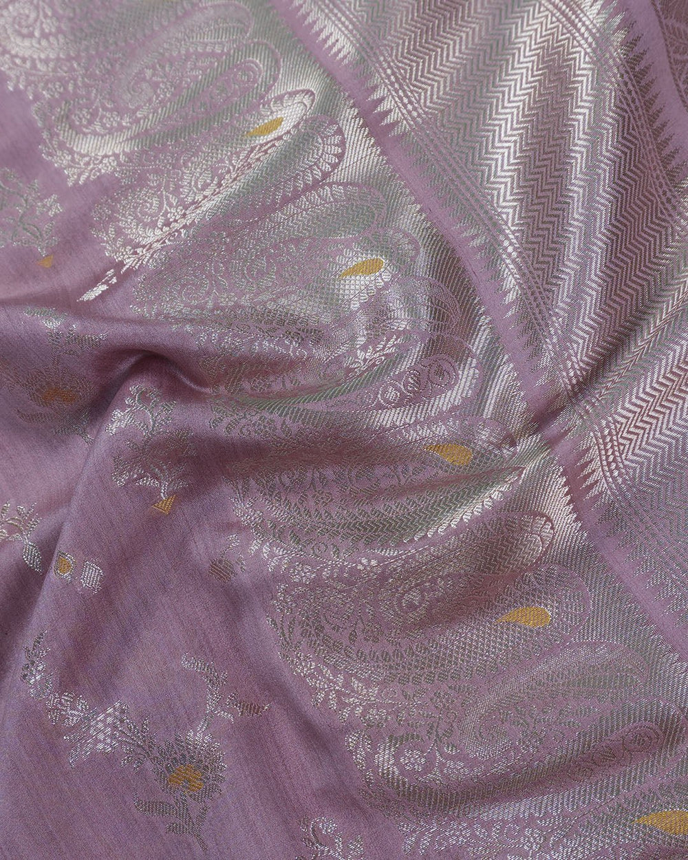 Orchid Mauve Pure Banarasi Saree with Traditional Paisley Weaves - katansi