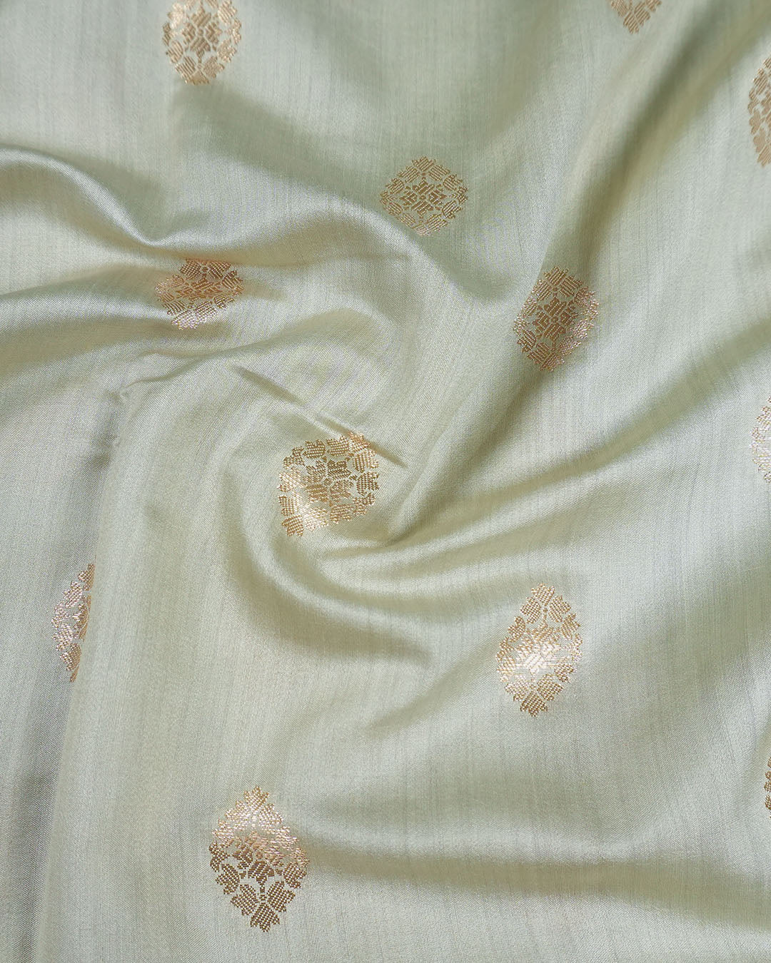 Light Pista Green Pure Banarasi Saree with Minimal Gold Buti Weaves - katansi