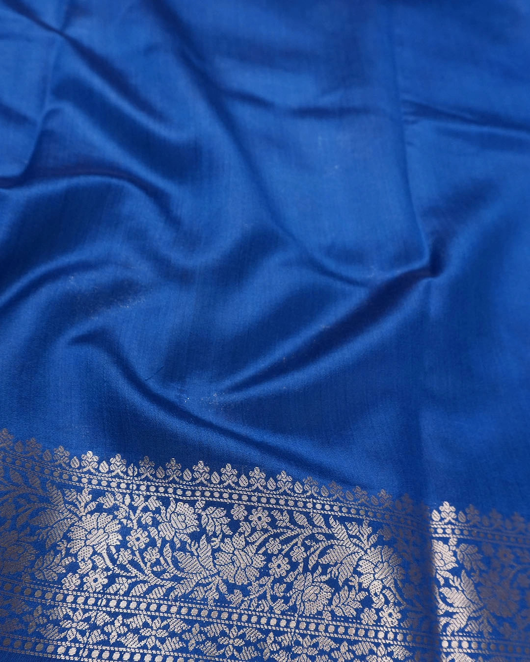 Blue Pure Banarasi Saree with Traditional Multi-hued Meenakari Weaves