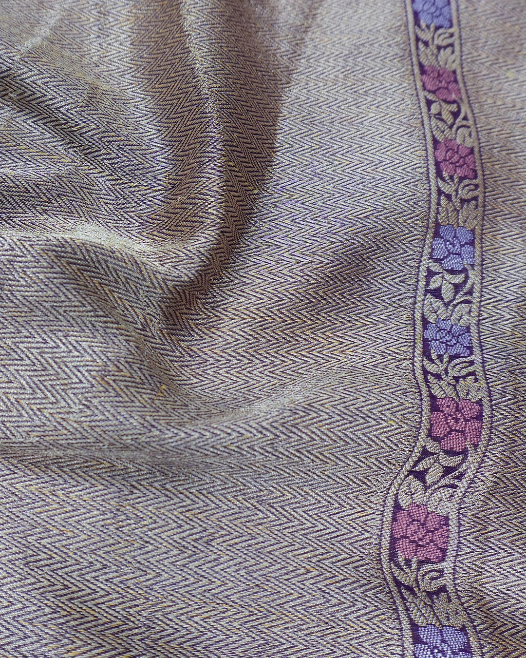 Purple Pure Chiffon Saree with Luxurious Floral Stripe Weaves
