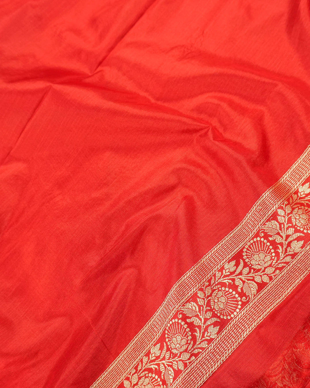 Red Pure Katan Saree with Detailed Rich Floral Vine Jaal Weaving