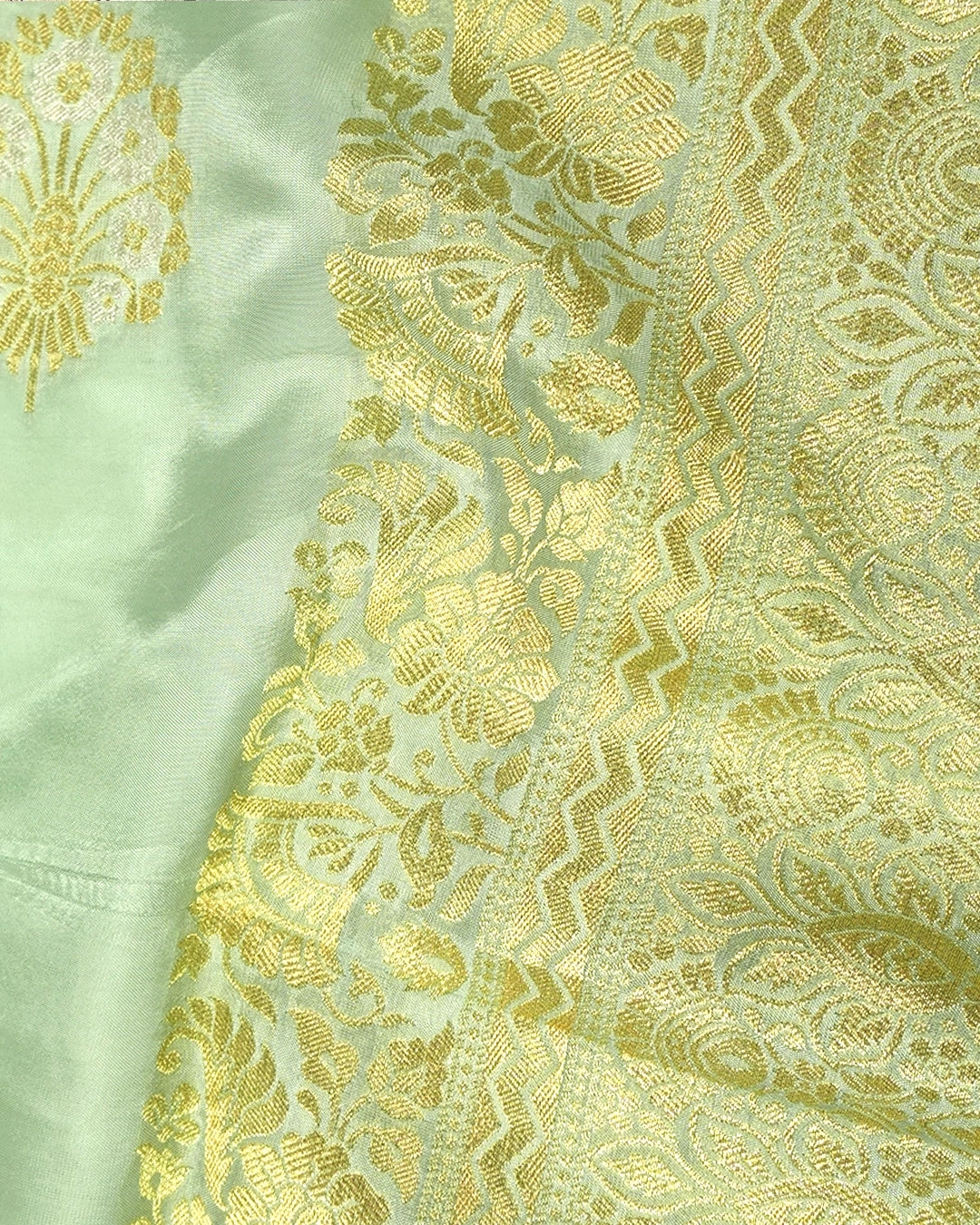 Green Pure Banarasi Saree with Floral Medallion Butta Weaves